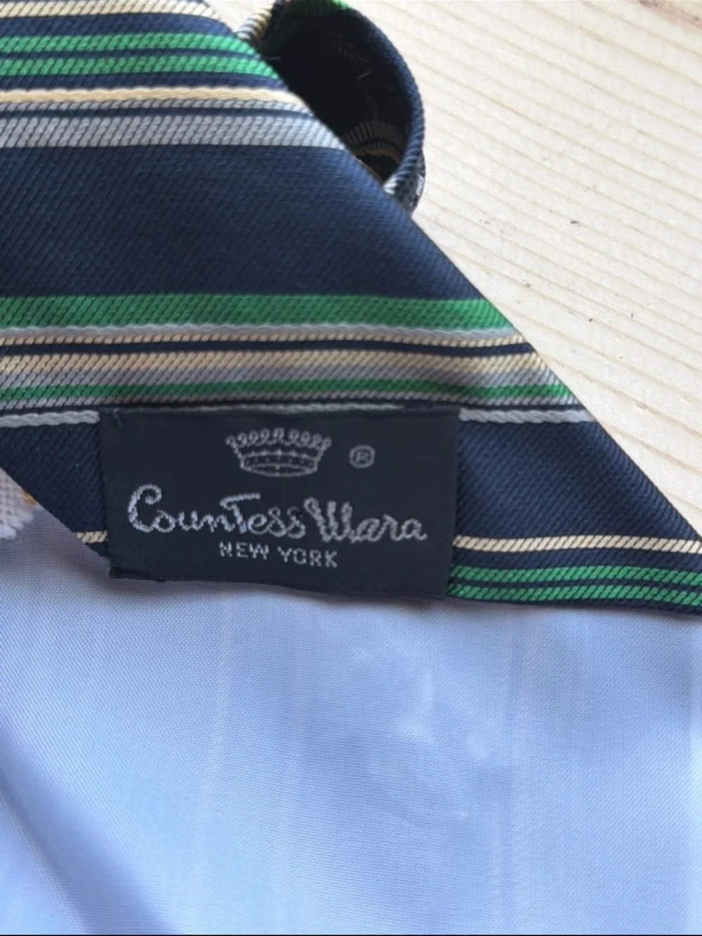 Vintage Countess Mara luxury men’s necktie navy blue green gold grey